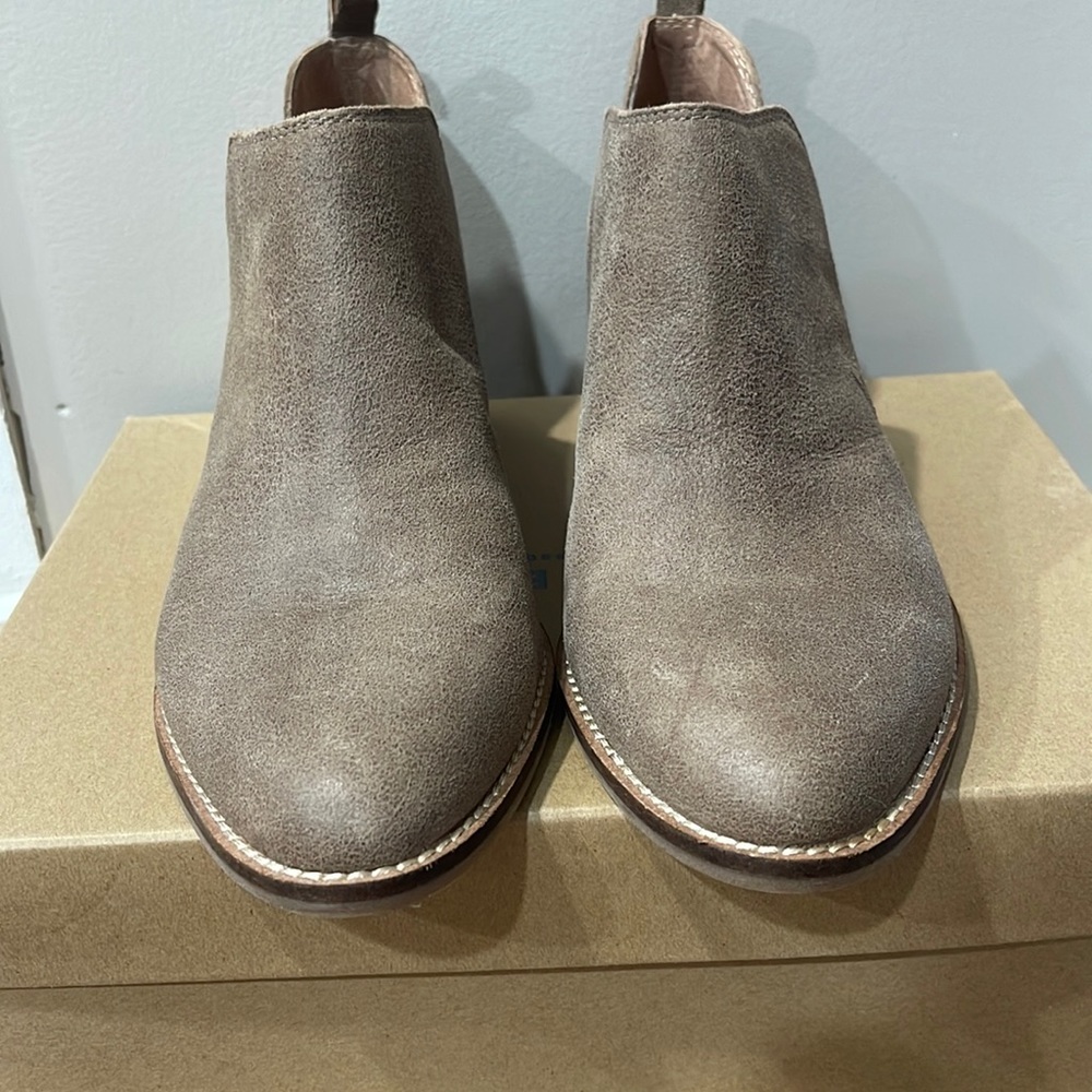 Lucky Brand Ankle Booties 9.5s